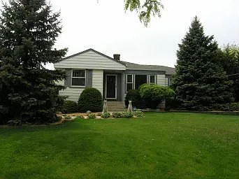 1798 S Fairfield Ave photo 1