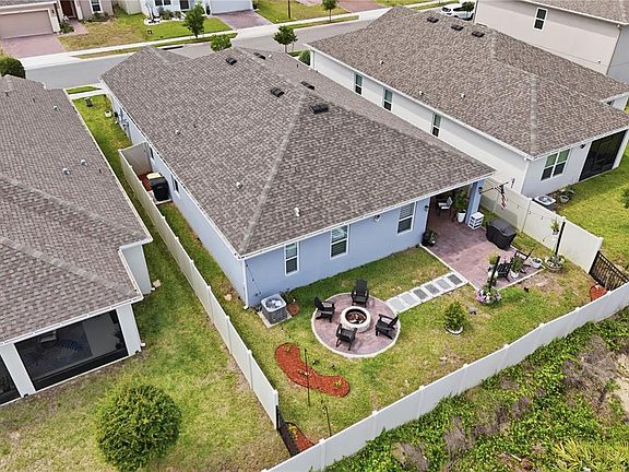 3rd image of 710 CAMPO LANE