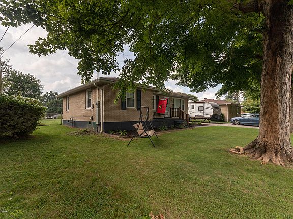 5th image of 5812 Arvis Dr