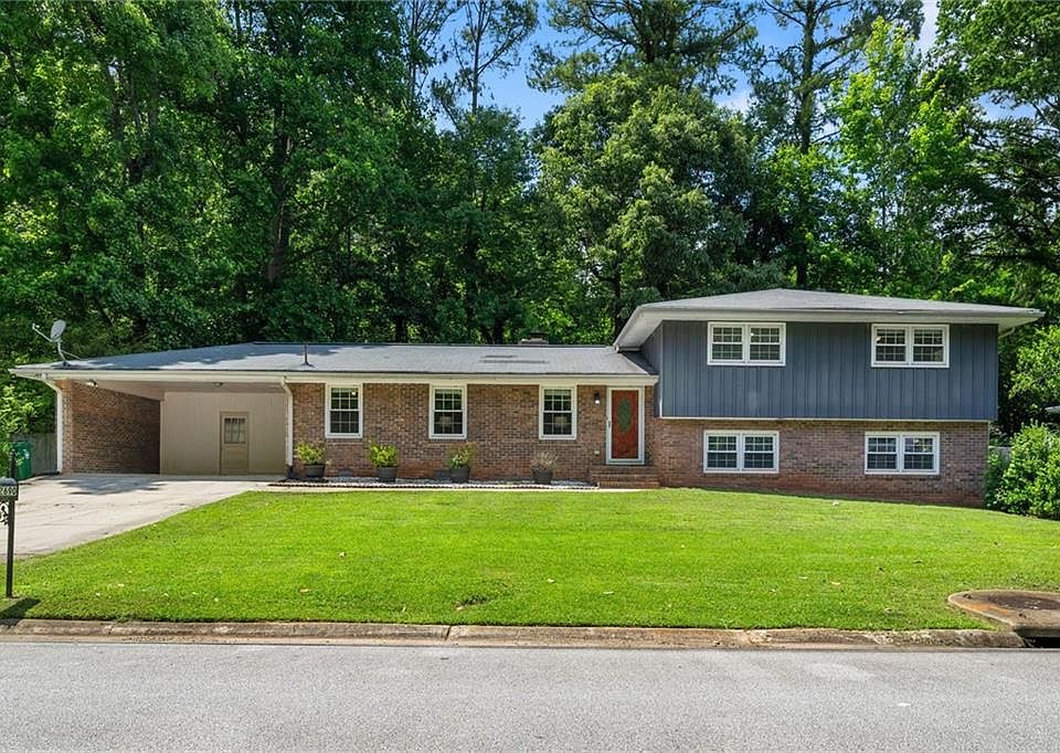 1st image of 2690 Millwood Ct