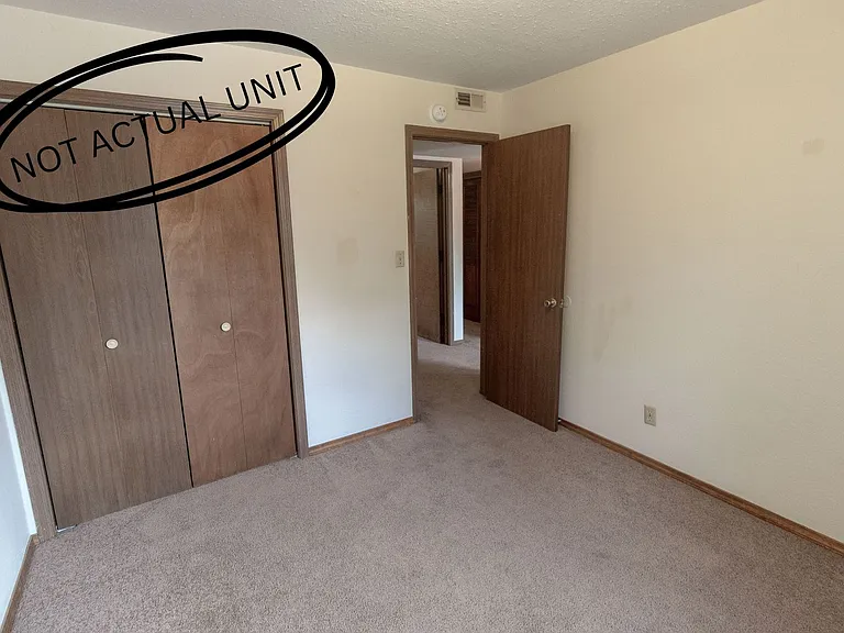 420 N East Park Ln — Photo 29
