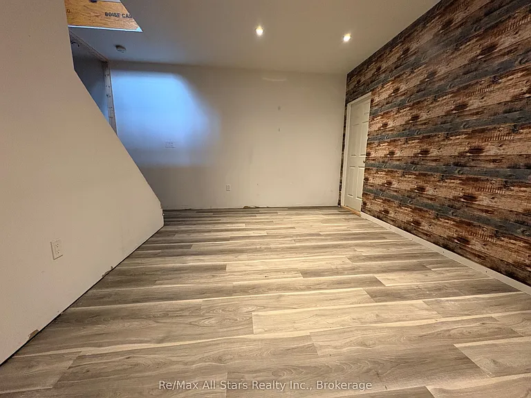 1185 Killarney Bay Rd — Photo 16