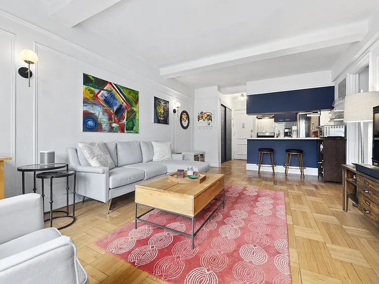 235 W 102nd St #3-G — Photo 3