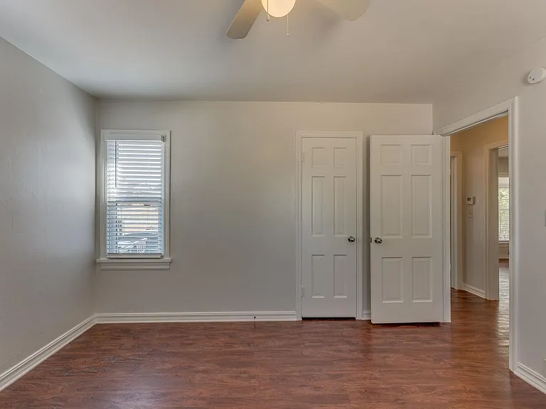1825 NW 35th St — Photo 39