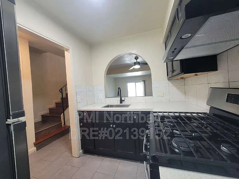 1200 Dana Dr #9 — Photo 8