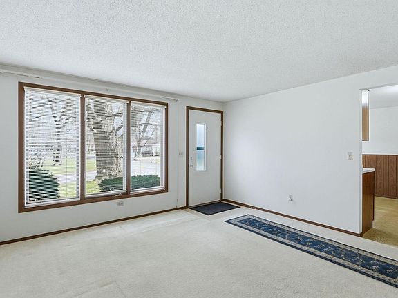 5th image of 4716 Liggett Dr