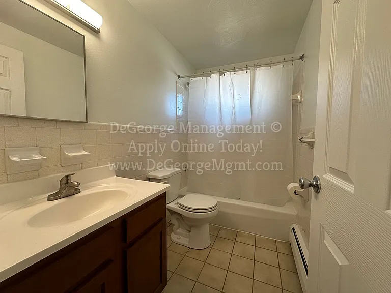 William's Tribute Apartments — Photo 21