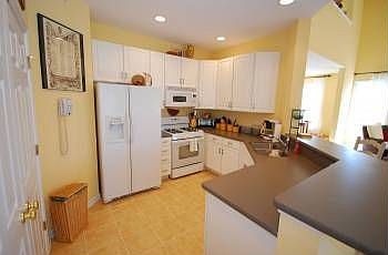3rd image of 132B October Glory Ave