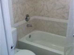 60 NE 9th St APT 104, Homestead, FL 33030
