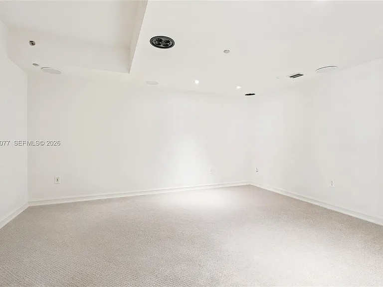 18911 Collins Ave #901 — Photo 29