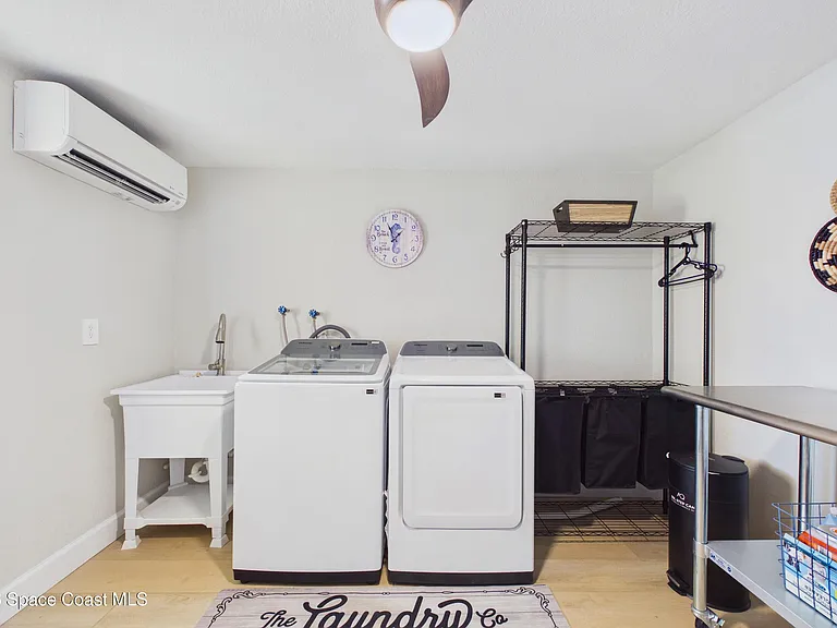 172 E Dover St — Photo 39
