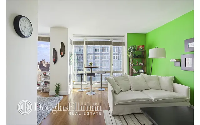 Rented by Douglas Elliman | media 24