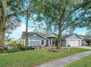 23715 Oakside Blvd, Lutz, FL 33559