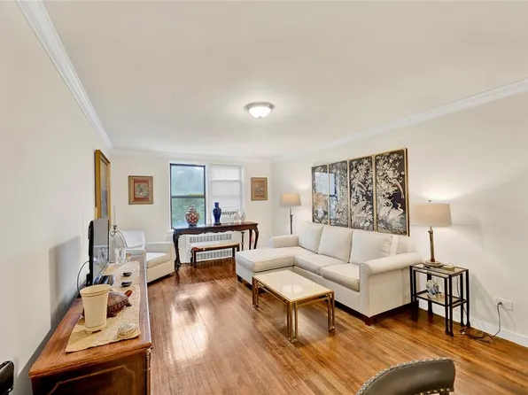 40 89th Street image 3 of 21