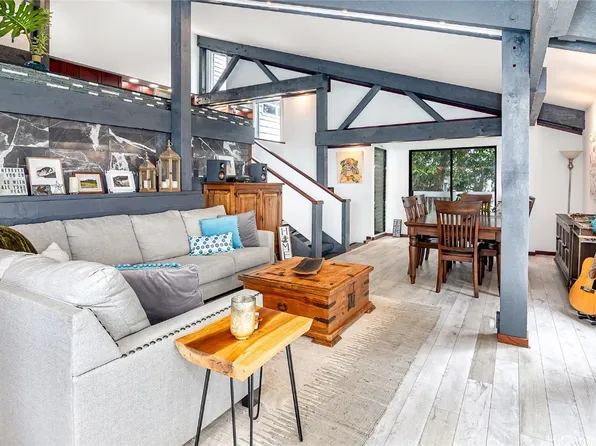 2857 Von Hamm Pl, Honolulu, HI 96813