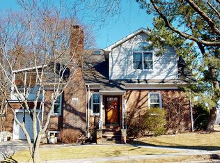 445 Sheffield St, Staten Island, NY 10310