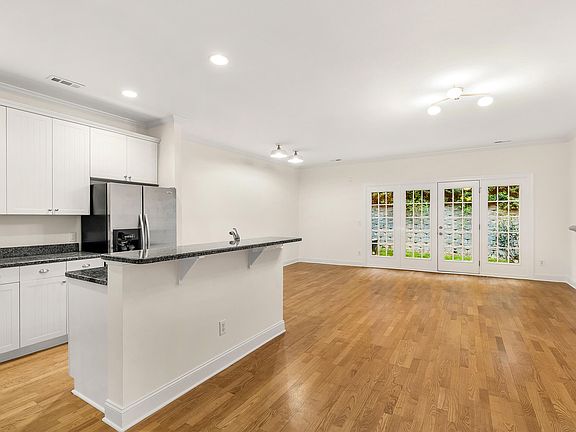 5th image of 2822 Pickett Rd APT 154