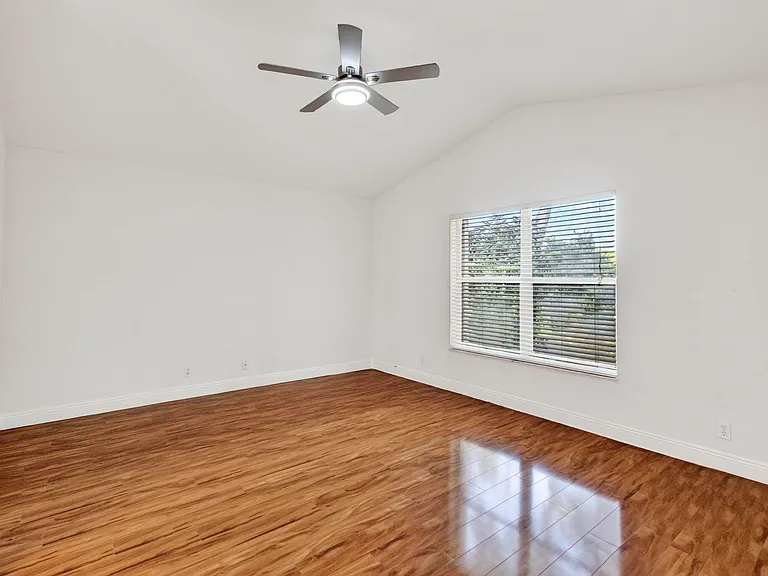 5225 Brookview Dr — Photo 19