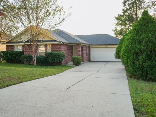 14091 Running Bear Dr, Willis, TX 77378