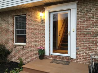 607 Pamela Dr #L-40, Clarks Summit, PA 18411