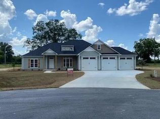 46 Remington Ln, Lakeland, GA 31635
