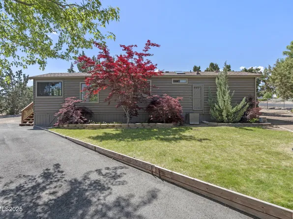 155 Lansing Dr, Sun Valley, NV 89433