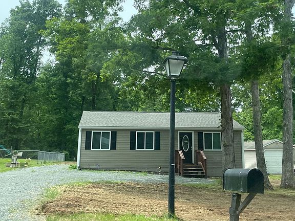 3rd image of 12274 Piney Ln