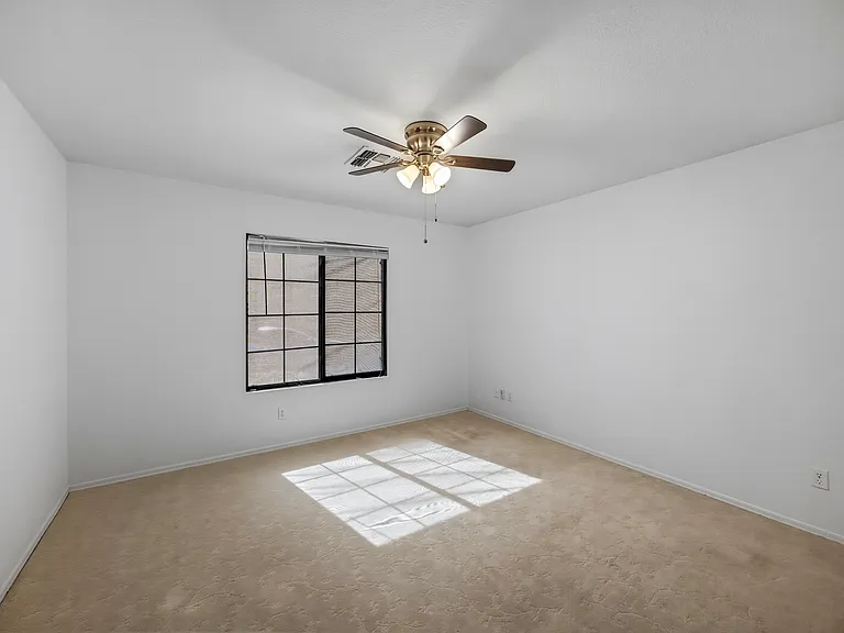 40301 N Fazio St — Photo 16
