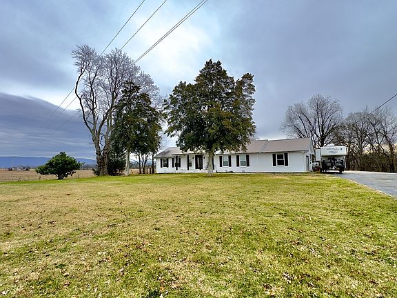 3rd image of 358 Stephenson Rd