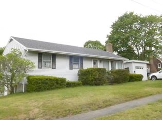 5 Dobbs Rd, Peabody, MA 01960