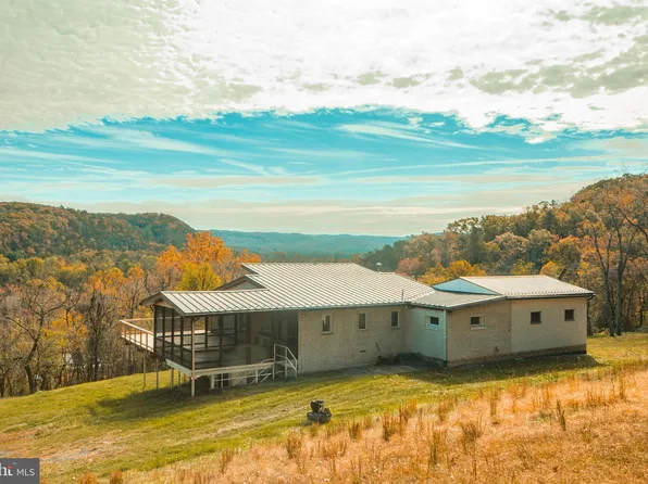 61 Teal Dr, Green Spring, WV 26722