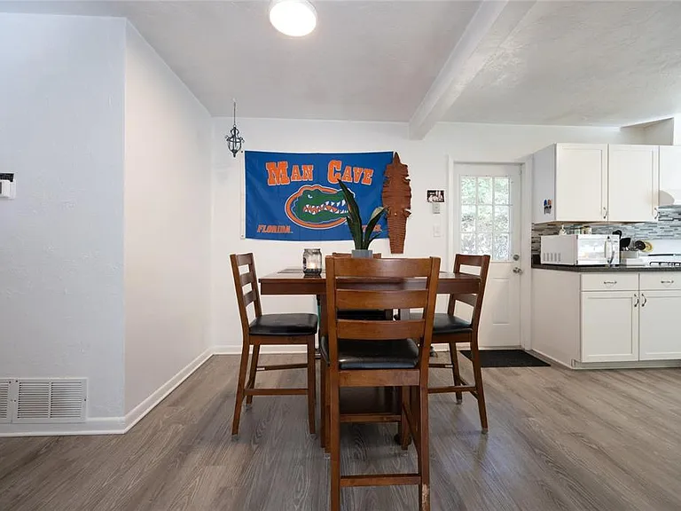749 NW 34th St — Photo 18