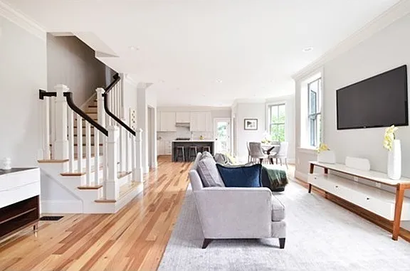 44 Evergreen St #4 — Photo 1