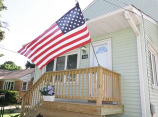 546 S 5th Ave, Des Plaines, IL 60016