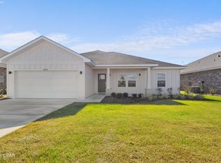 3820 Red Deer Cir, Panama City, FL 32404