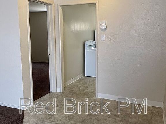 4th image of 489 Cedar Ave