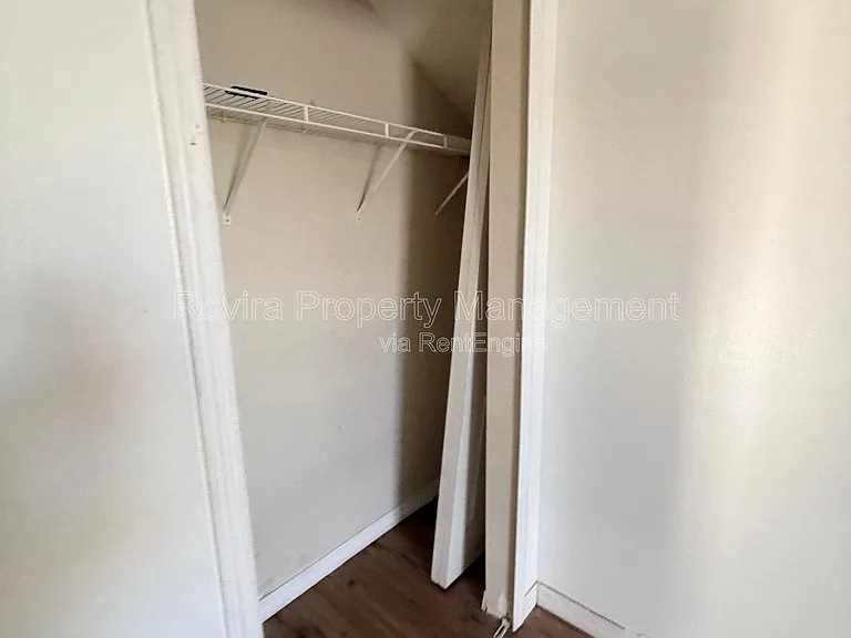 218 Ronaldale Ave — Photo 20