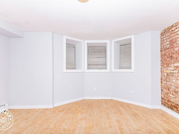 5th image of 850 Macon St #11