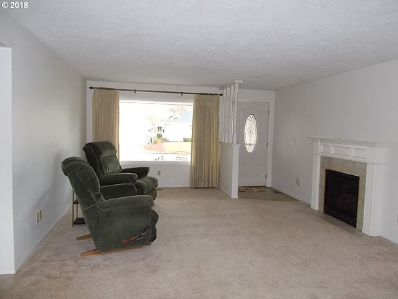 5th image of 531 S Columbia Dr