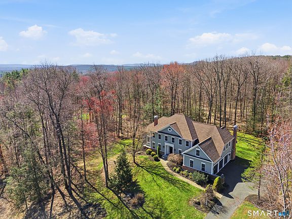 4th image of 29 Strawberry Fields Road