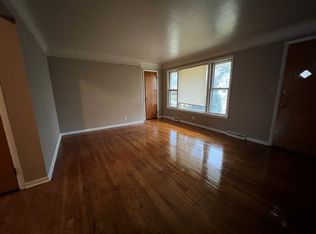 895 E 237th St #1, Euclid, OH 44123