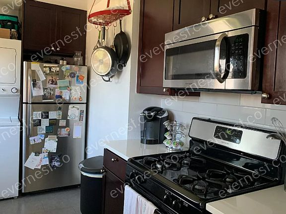 4th image of 2208 N Newport St