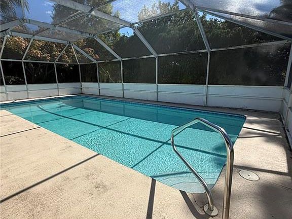 2nd image of 154 SE Selva Ct