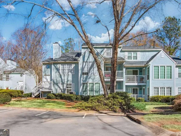 703 Glenleaf Dr, Peachtree Corners, GA 30092