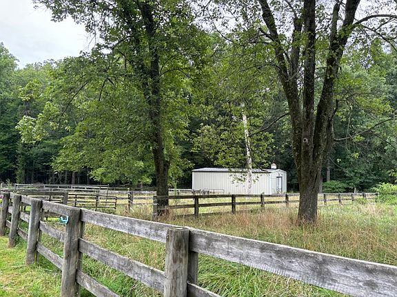 5th image of 11838 Ramsburg Rd