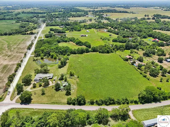 98 NE East Hwy, Warrensburg, MO 64093