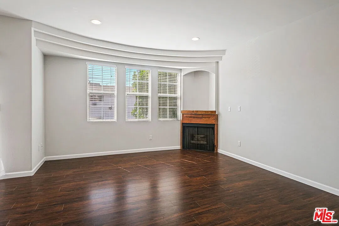 14061 Milbank St — Photo 4