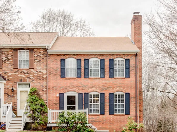 414 Wynridge Dr, Charlottesville, VA 22901