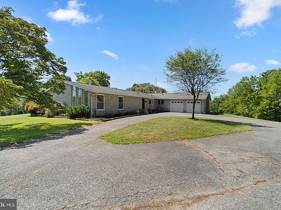 2nd image of 11927 Beaver Dam Rd