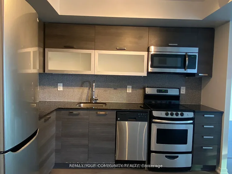 36 Lisgar St #1216W — Photo 8